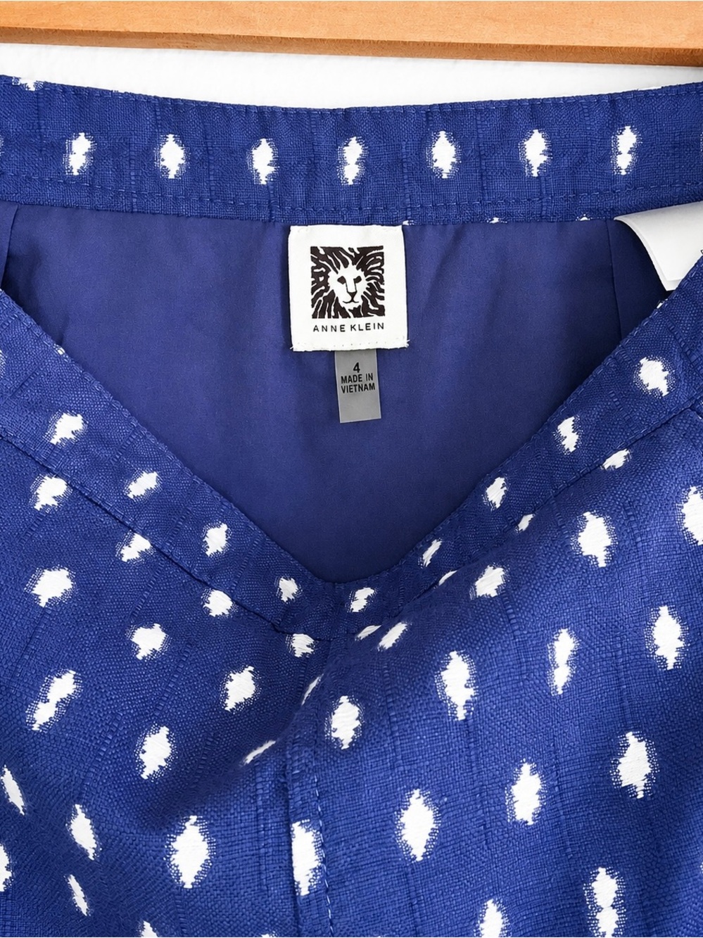 Anne Klein Navy Skirt with White Dot Print - Picture 6 of 6